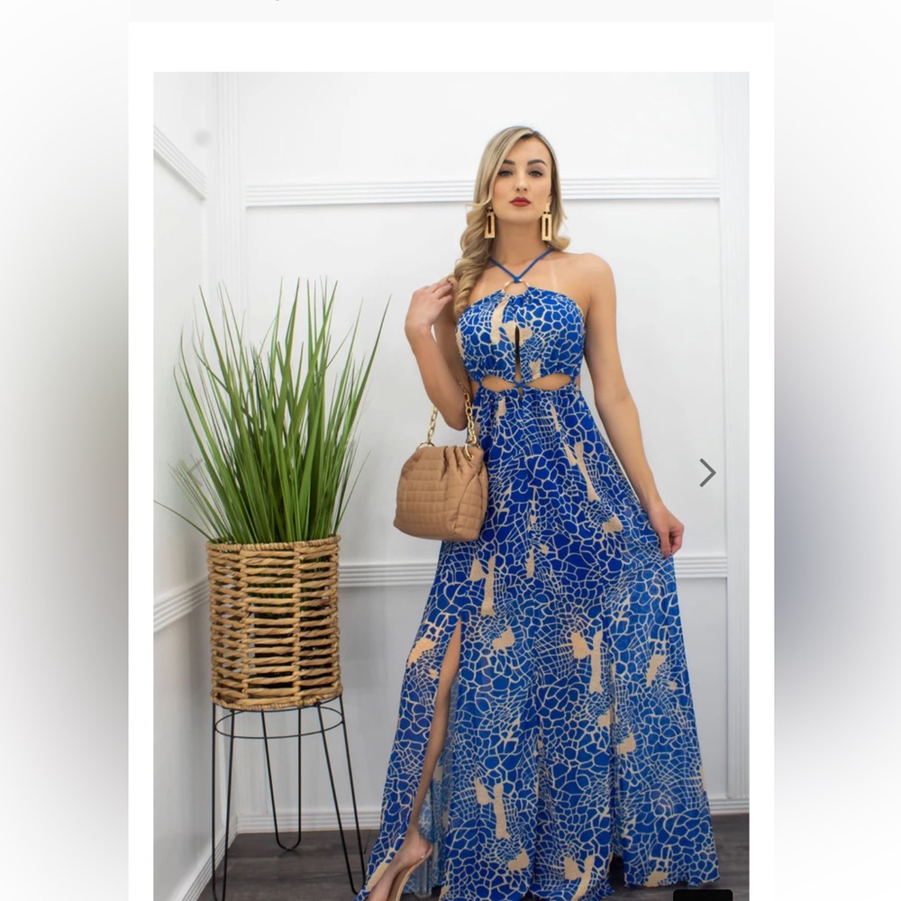 QUEEN IN BLUE TIE BACK SLIT MAXI DRESS